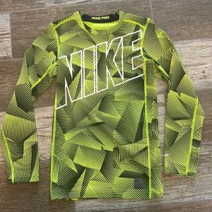 Boys Nike Pro Compression/Thermal Long Sleeve Shirt, Size XL
